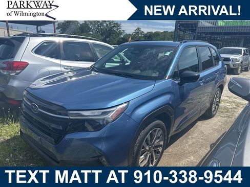Used 2025 Subaru Forester Touring AWD/4WD image 1