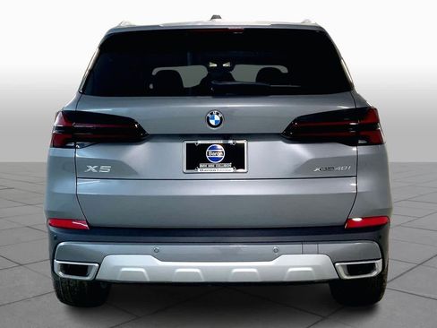 New 2026 BMW X5 xDrive40i w/ Premium Package image 4