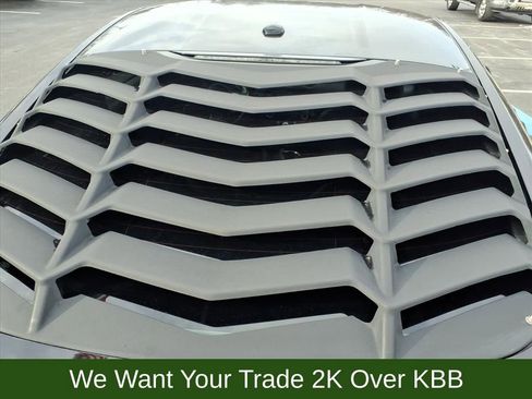 Used 2017 Ford Mustang Premium image 27