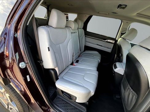 Used 2024 Hyundai Palisade SEL FWD image 26
