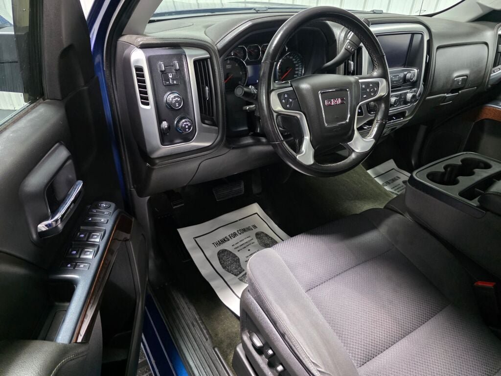 Used 2017 GMC Sierra 1500 SLE w/ SLE Value Package AWD/4WD image 6