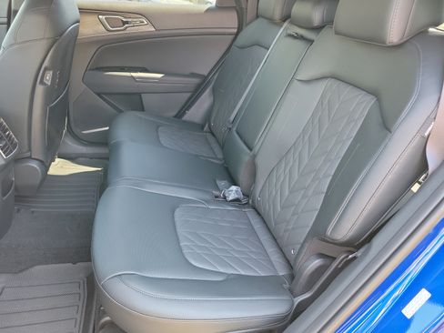 Used 2025 Kia Sportage X-Line w/ Premium Package AWD/4WD image 14