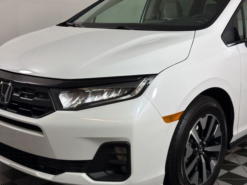 New 2026 Honda Odyssey EX-L image 9