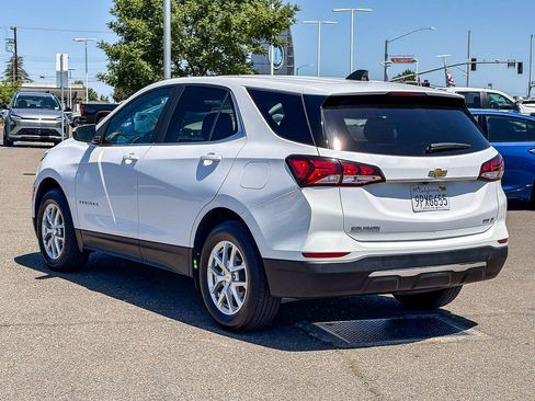 Used 2022 Chevrolet Equinox LT AWD/4WD image 2