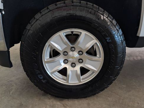 Used 2015 Chevrolet Silverado 1500 LT AWD/4WD image 48
