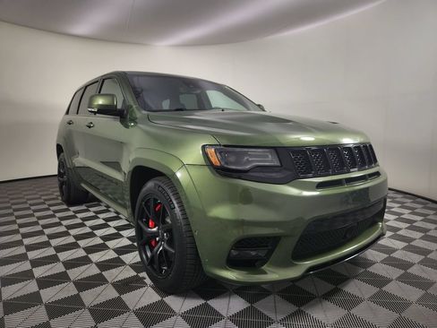 Used 2021 Jeep Grand Cherokee SRT AWD/4WD image 7