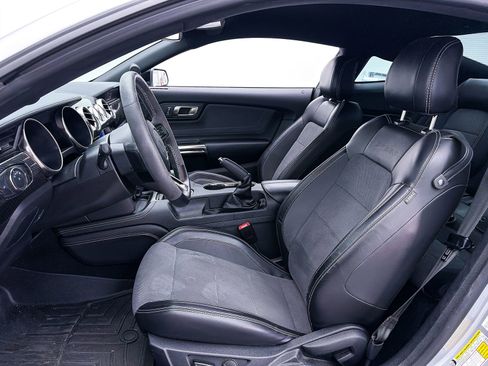 Used 2020 Ford Mustang Shelby GT350 w/ Technology Package RWD image 20
