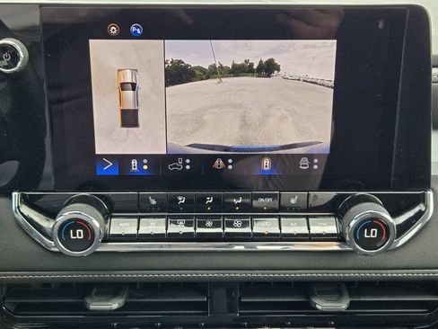 Used 2023 Chevrolet Colorado LT w/ LT Convenience Package II RWD image 18