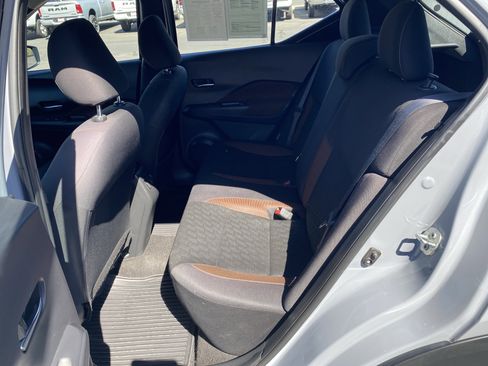 Used 2022 Nissan Kicks SR image 18