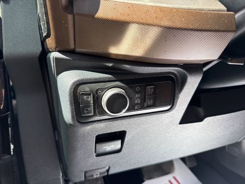 Used 2022 Ford Bronco Outer Banks AWD/4WD image 16