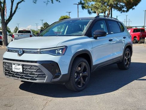 New 2026 Volkswagen Taos SE AWD/4WD image 4