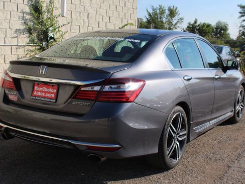 Used 2016 Honda Accord Sport image 5