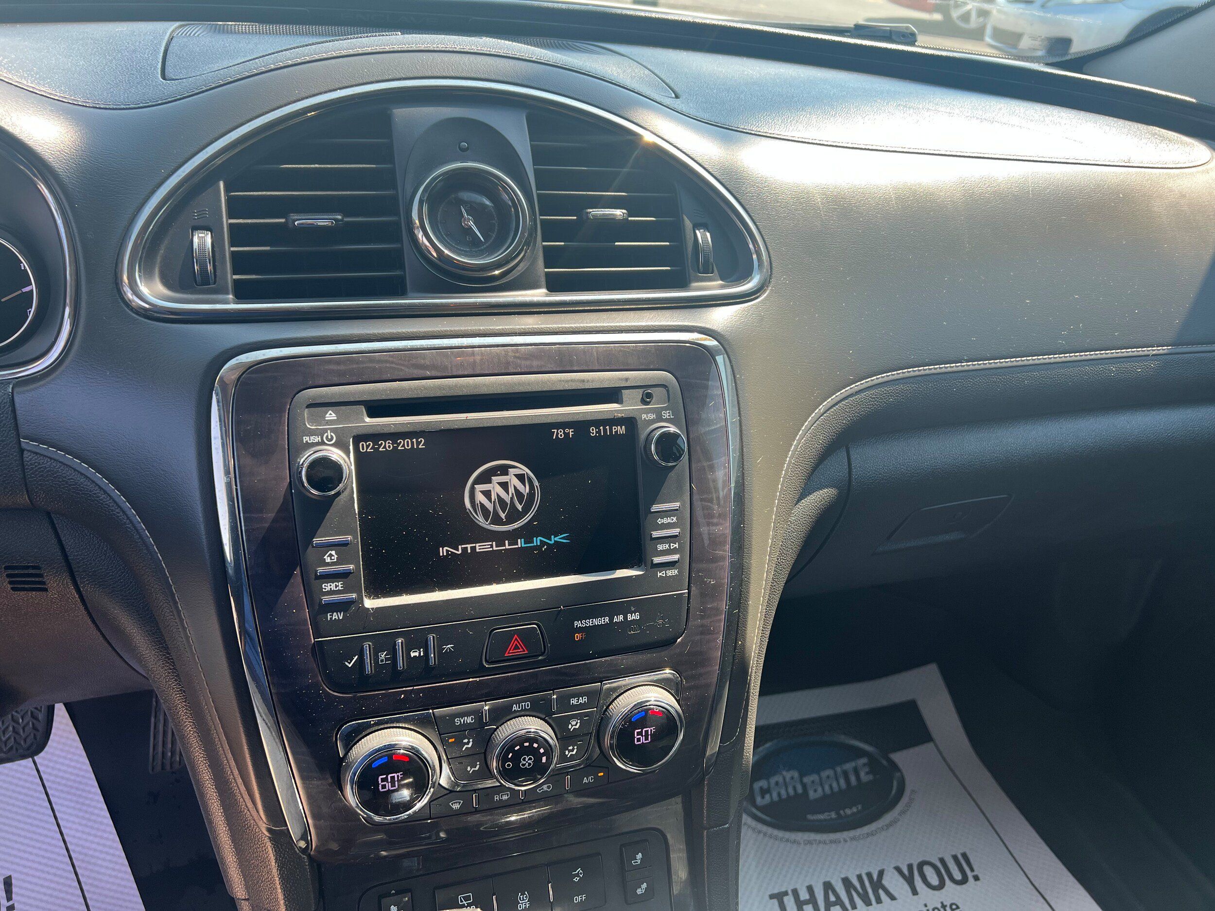 Used 2017 Buick Enclave Leather FWD image 16