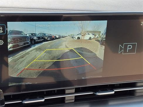 New 2026 Hyundai Kona SE image 16