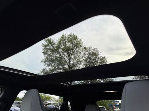 Used 2023 Subaru Solterra AWD image 21