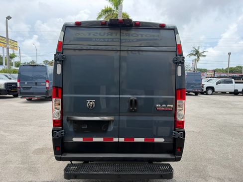 Used 2020 RAM ProMaster 3500 FWD image 4