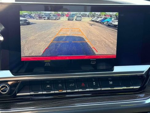 Used 2024 Chevrolet Silverado 1500 LT AWD/4WD image 22