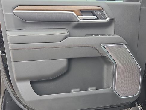 New 2025 Chevrolet Silverado 2500 High Country w/ Technology Package image 13