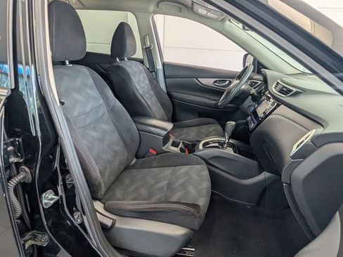 Used 2014 Nissan Rogue SV w/ SV Premium Package image 17