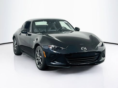 Used 2020 MAZDA MX-5 Miata RF Grand Touring RWD image 3