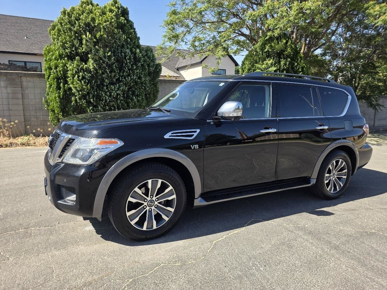 Used 2019 Nissan Armada SL w/ Premium Package AWD/4WD image 2