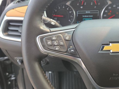 Used 2018 Chevrolet Equinox Premier FWD image 24