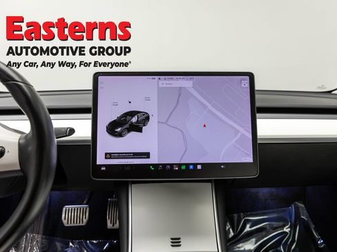Used 2018 Tesla Model 3 Long Range AWD/4WD image 11