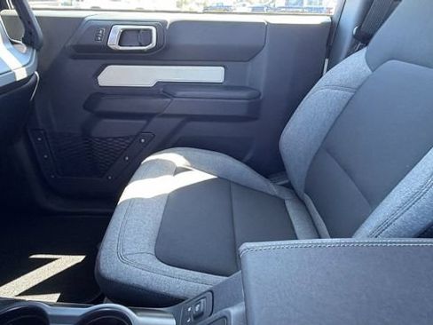 New 2026 Ford Bronco 2-Door AWD/4WD image 19
