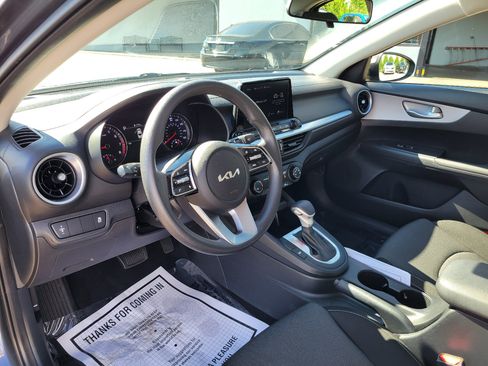 Used 2024 Kia Forte LXS FWD image 17