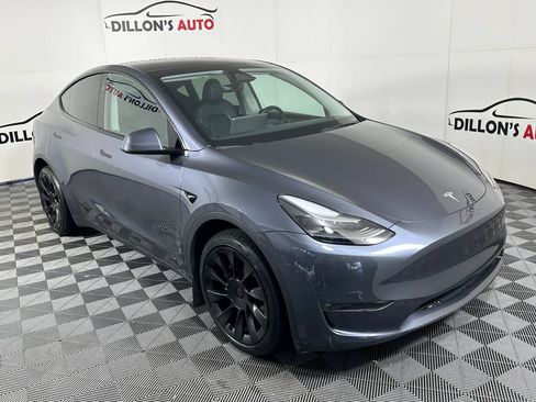 Used 2023 Tesla Model Y Long Range AWD/4WD image 12