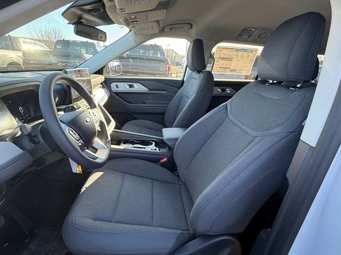New 2026 Ford Explorer Active image 10