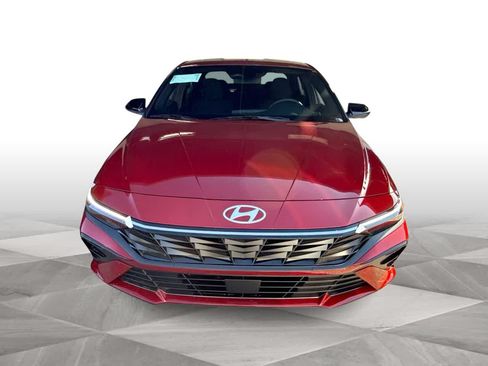 New 2026 Hyundai Elantra SEL Sport FWD image 3