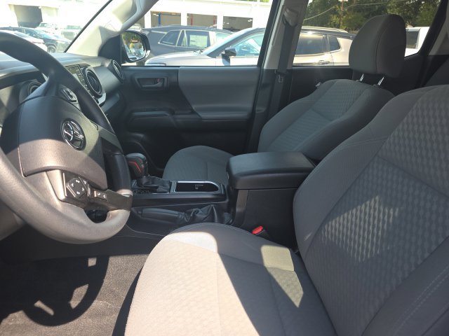 Used 2022 Toyota Tacoma SR AWD/4WD image 13