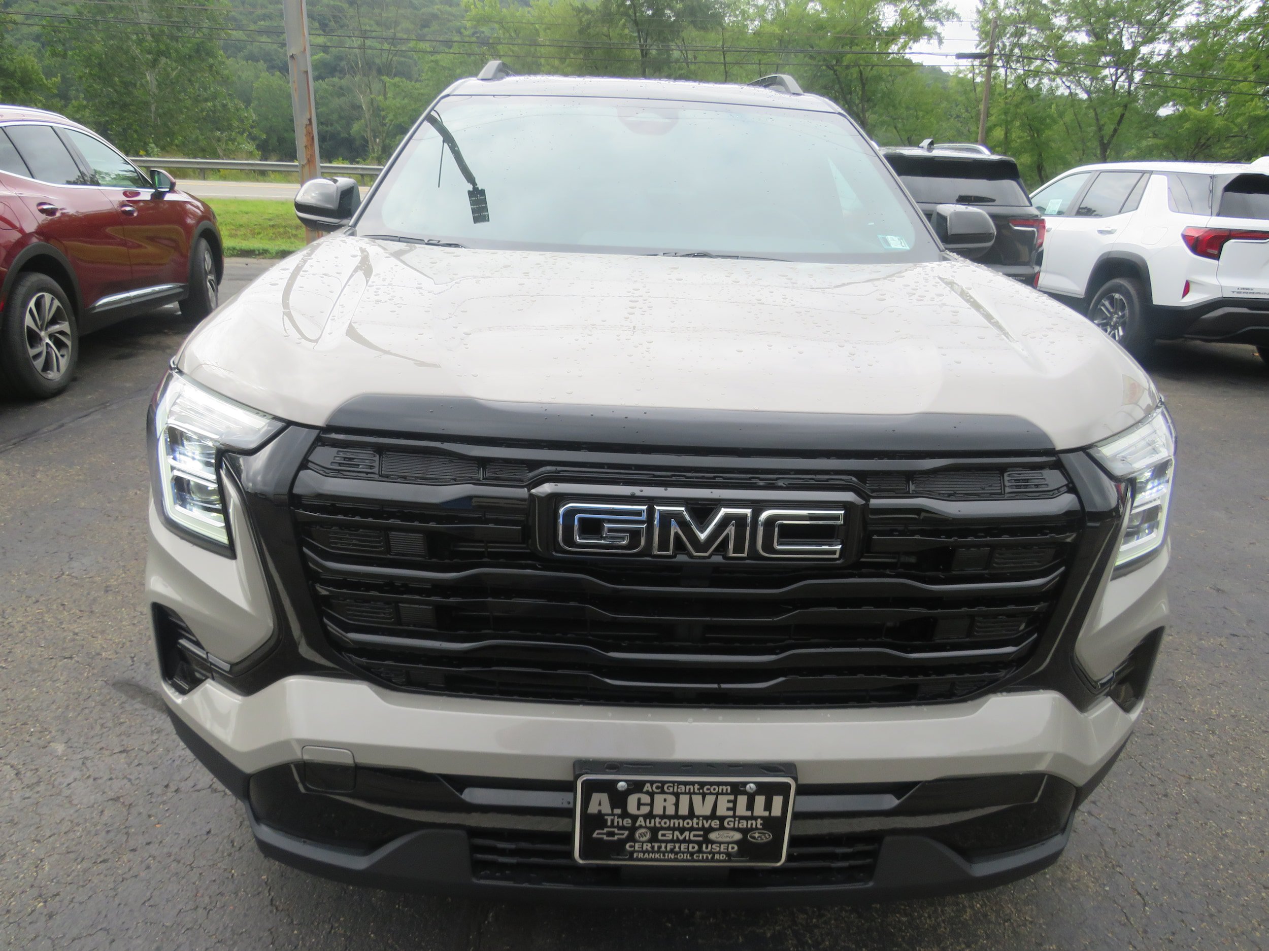 New 2027 GMC Terrain Elevation w/ Elevation Premium Package AWD/4WD image 2