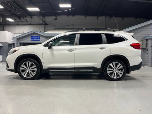 Used 2019 Subaru Ascent Touring w/ Popular Package #2 AWD/4WD image 4