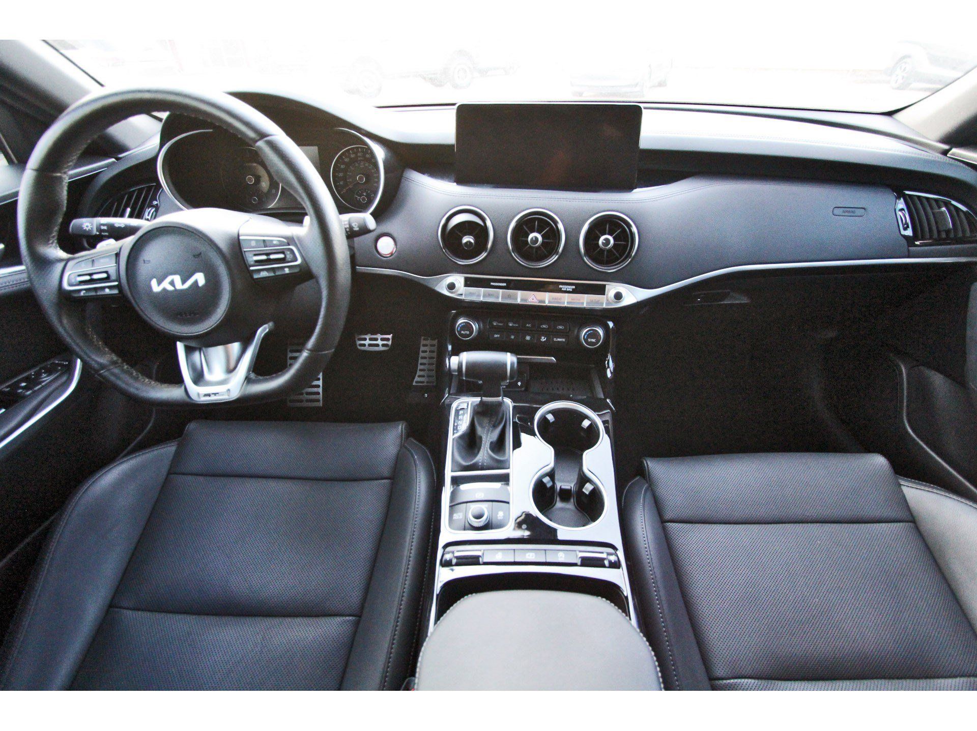Certified 2023 Kia Stinger GT-Line AWD/4WD image 12