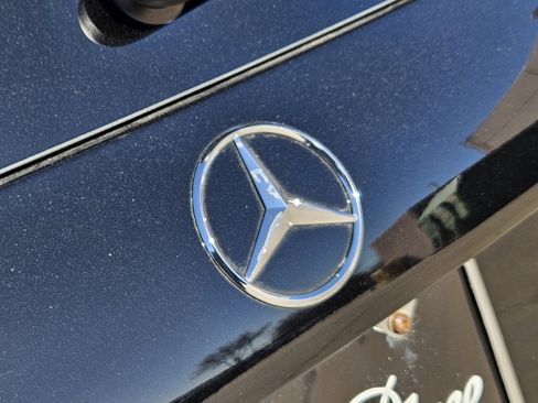 Used 2026 Mercedes-Benz GLB 250 image 9