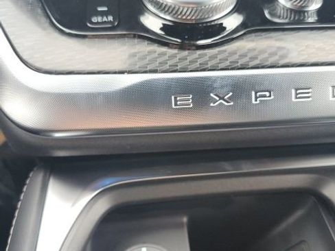 New 2025 Ford Expedition Platinum w/ Stealth Performance Package image 47