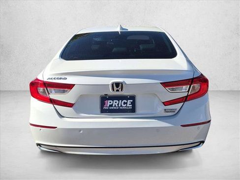 Used 2021 Honda Accord Touring image 7