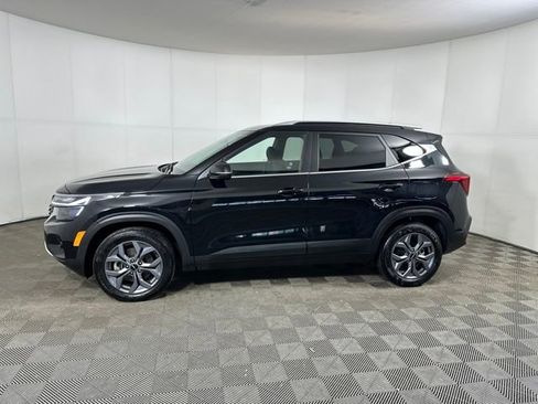 Used 2024 Kia Seltos S image 6