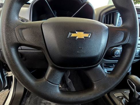 Used 2022 Chevrolet Colorado W/T image 15