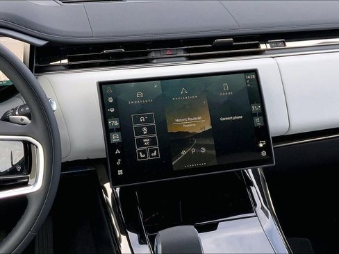 New 2026 Land Rover Range Rover Sport SE image 8