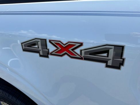 Used 2022 Ford F150 XLT w/ Equipment Group 302A High AWD/4WD image 11