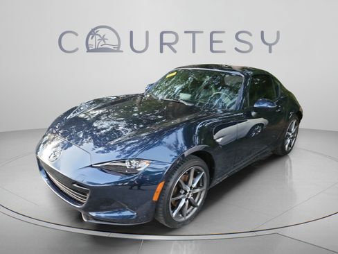 Used 2021 MAZDA MX-5 Miata RF Grand Touring RWD image 2