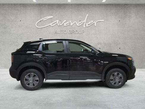 New 2026 Nissan Kicks S FWD image 17