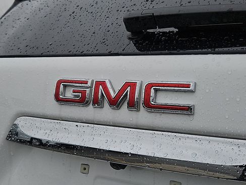 Certified 2024 GMC Terrain SLE image 29