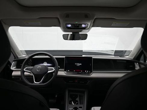 New 2026 Volkswagen Tiguan SE AWD/4WD image 10