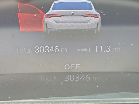 Used 2023 BMW i4 eDrive35 RWD image 29