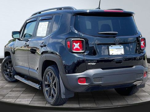 Used 2022 Jeep Renegade Altitude w/ Convenience Group AWD/4WD image 13