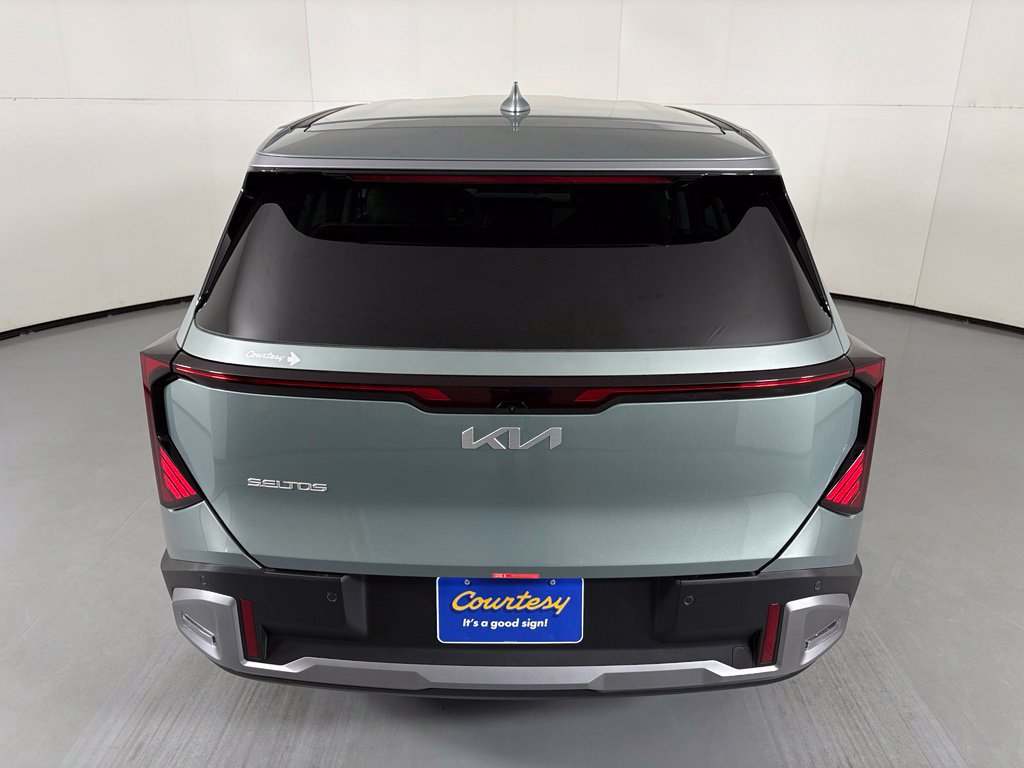 New 2027 Kia Seltos S FWD image 7
